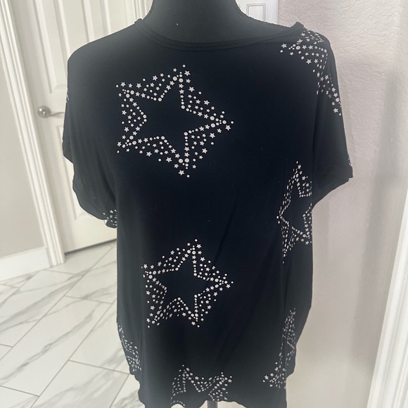 Black Star Patterned T-Shirt - Picture 2 of 2